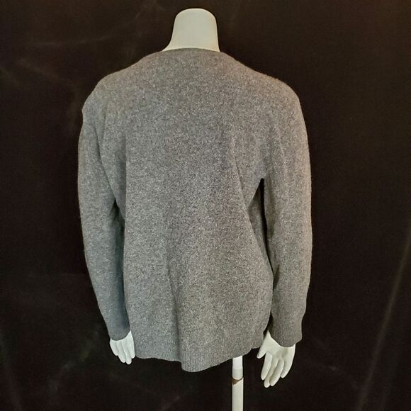 J. Crew Gray V-Neck Sweater (M) - Picture 4 of 5